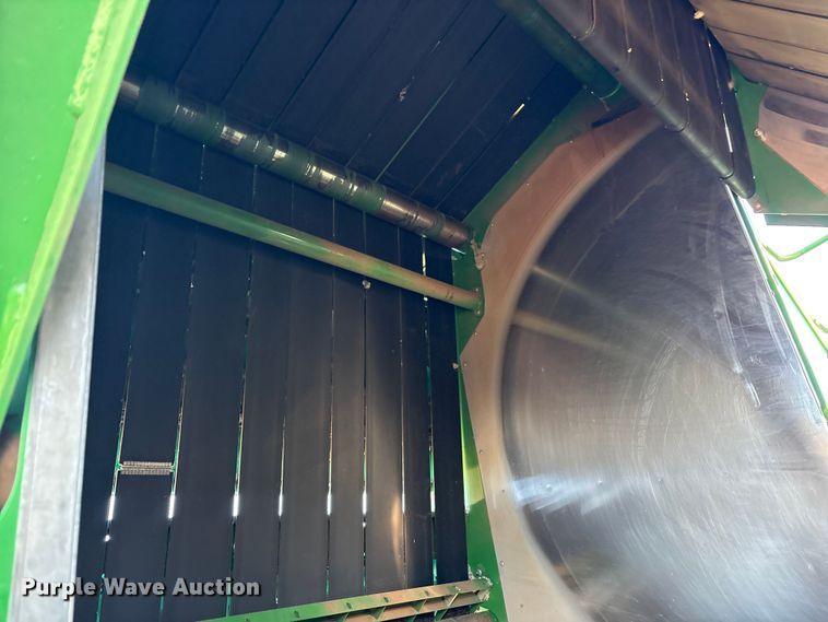 image for item YA1990 2020 John Deere CS690 RWA cotton stripper