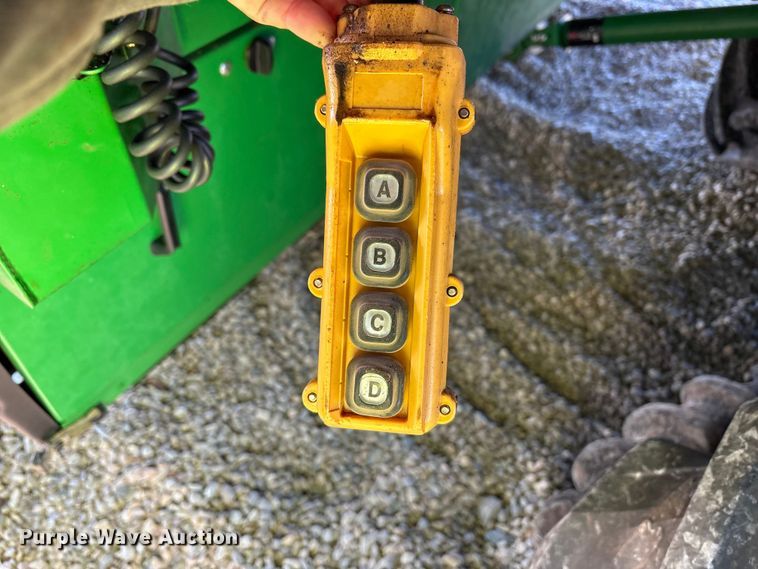 image for item YA1990 2020 John Deere CS690 RWA cotton stripper