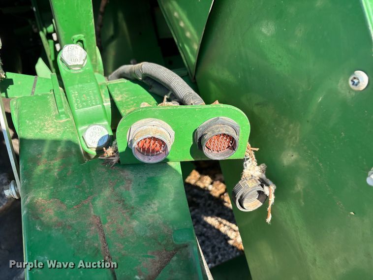 image for item YA1990 2020 John Deere CS690 RWA cotton stripper