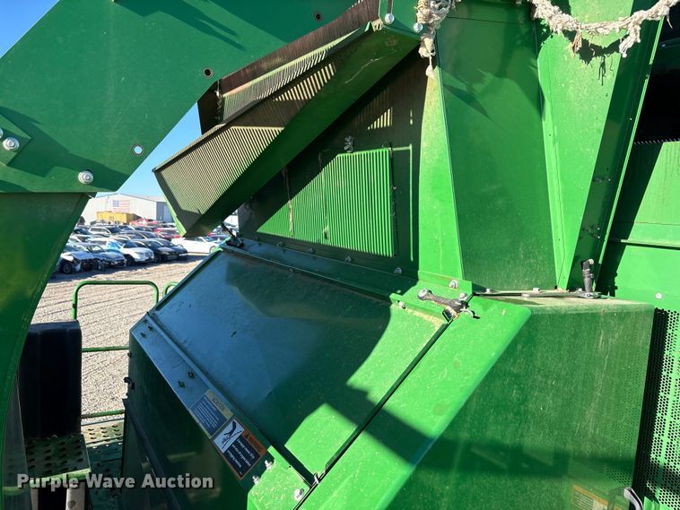 image for item YA1990 2020 John Deere CS690 RWA cotton stripper