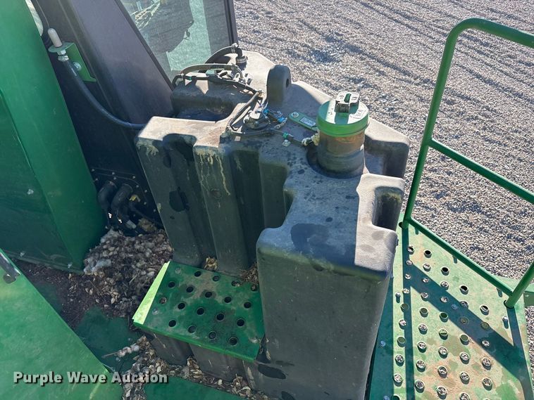 image for item YA1990 2020 John Deere CS690 RWA cotton stripper