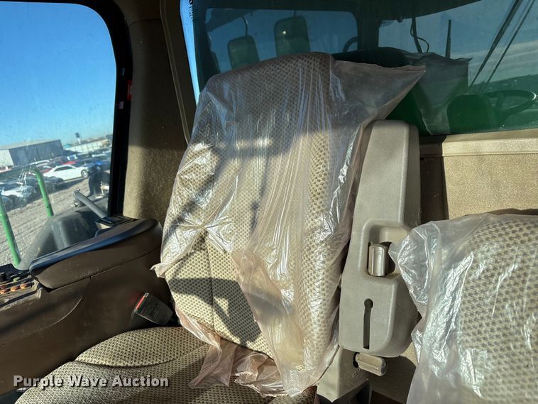 image for item YA1990 2020 John Deere CS690 RWA cotton stripper