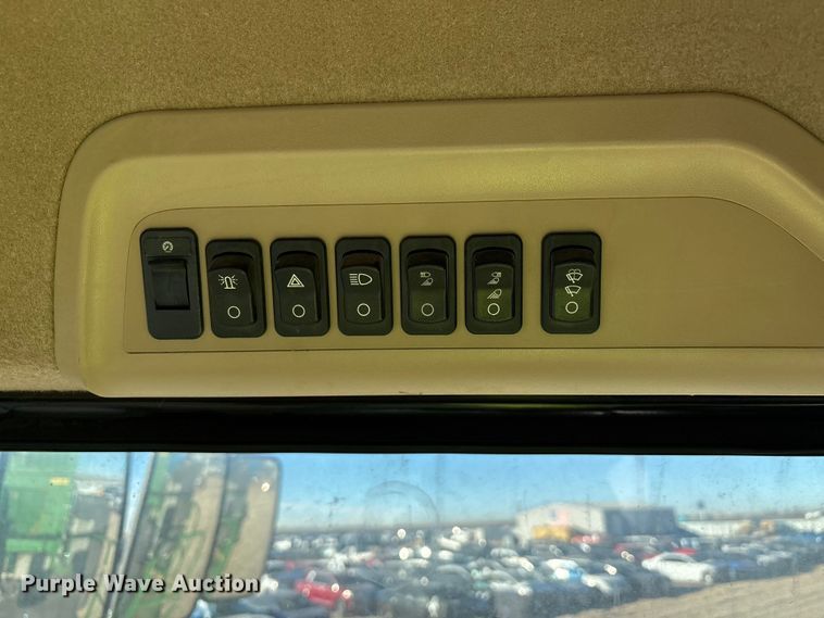 image for item YA1990 2020 John Deere CS690 RWA cotton stripper