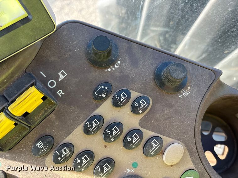 image for item YA1990 2020 John Deere CS690 RWA cotton stripper