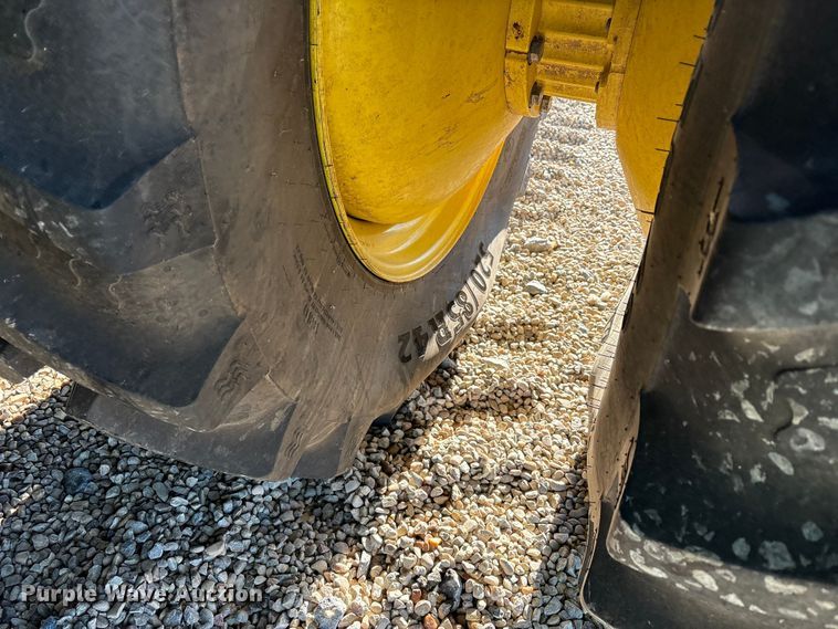 image for item YA1990 2020 John Deere CS690 RWA cotton stripper