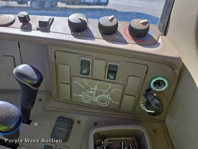 image for item YA2017 2019 John Deere 6130M MFWD tractor