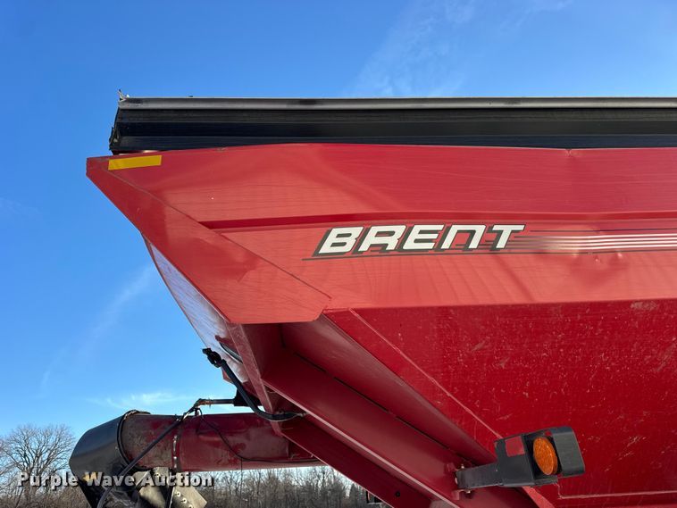 image for item YA2023 Brent 1082 grain cart