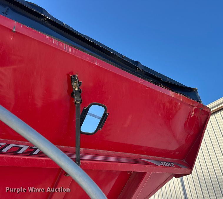 image for item YA2023 Brent 1082 grain cart