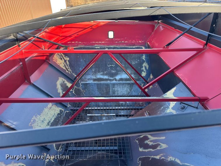 image for item YA2023 Brent 1082 grain cart