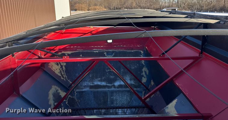 image for item YA2023 Brent 1082 grain cart