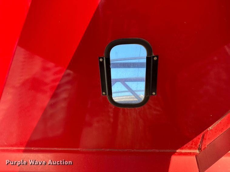 image for item YA2023 Brent 1082 grain cart