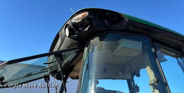 image for item YA2078 2017 John Deere 5090R MFWD tractor