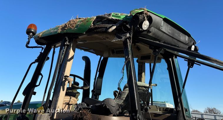 image for item YA2078 2017 John Deere 5090R MFWD tractor