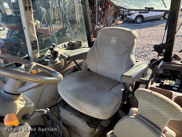 image for item YA2078 2017 John Deere 5090R MFWD tractor