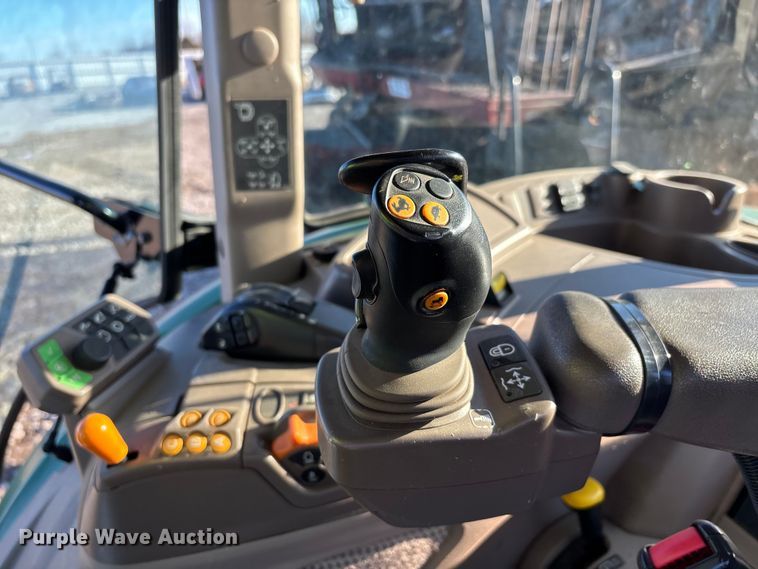 image for item YA2078 2017 John Deere 5090R MFWD tractor