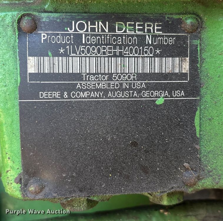 image for item YA2078 2017 John Deere 5090R MFWD tractor