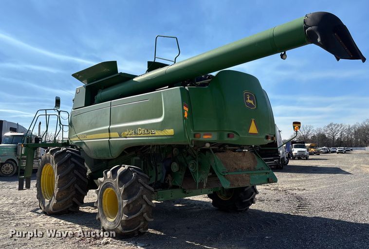 image for item YA2085 2007 John Deere 9760 STS RWA combine