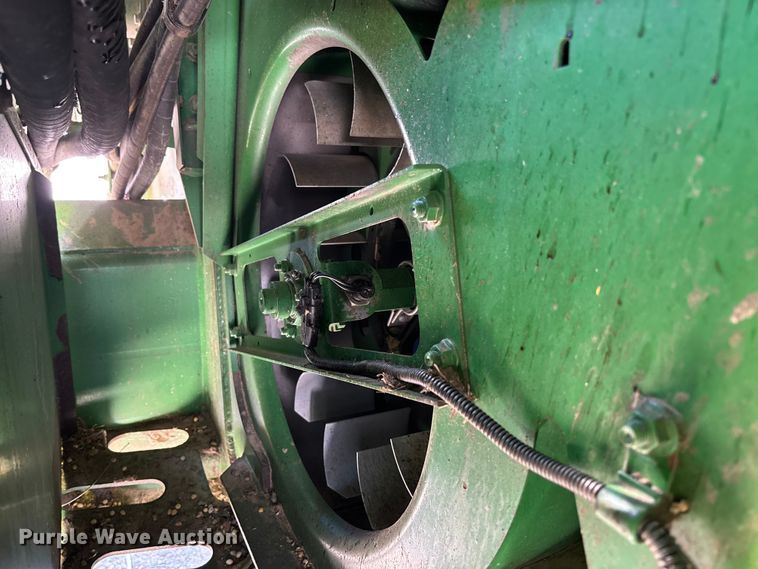 image for item YA2085 2007 John Deere 9760 STS RWA combine