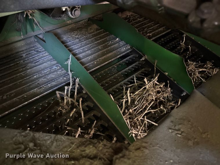 image for item YA2085 2007 John Deere 9760 STS RWA combine