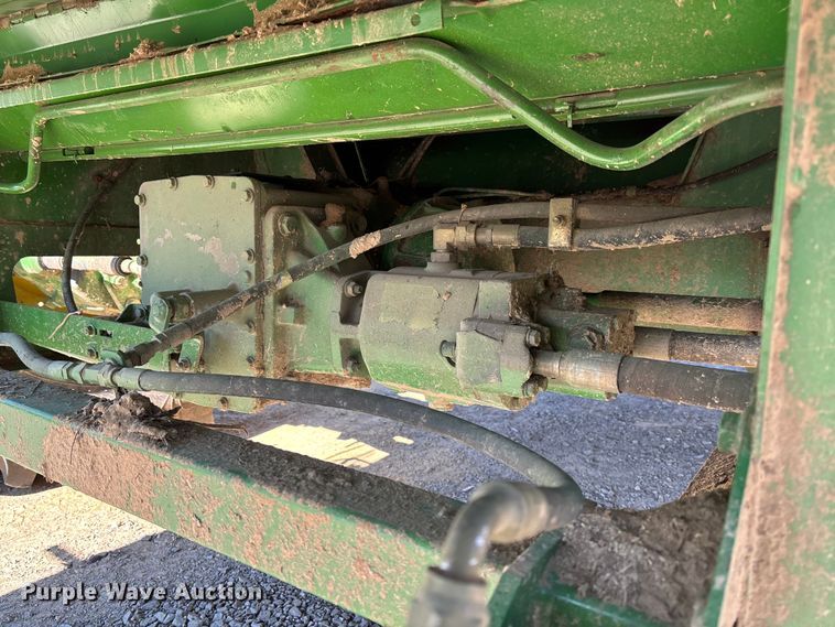 image for item YA2085 2007 John Deere 9760 STS RWA combine