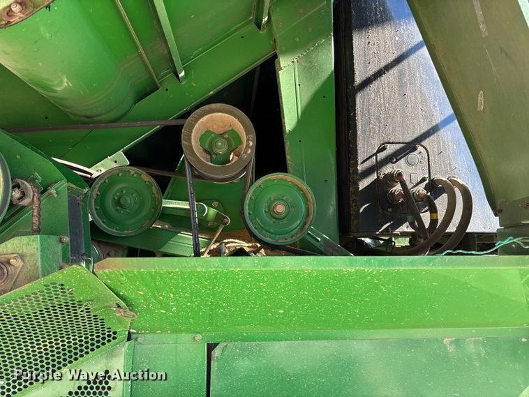 image for item YA2085 2007 John Deere 9760 STS RWA combine