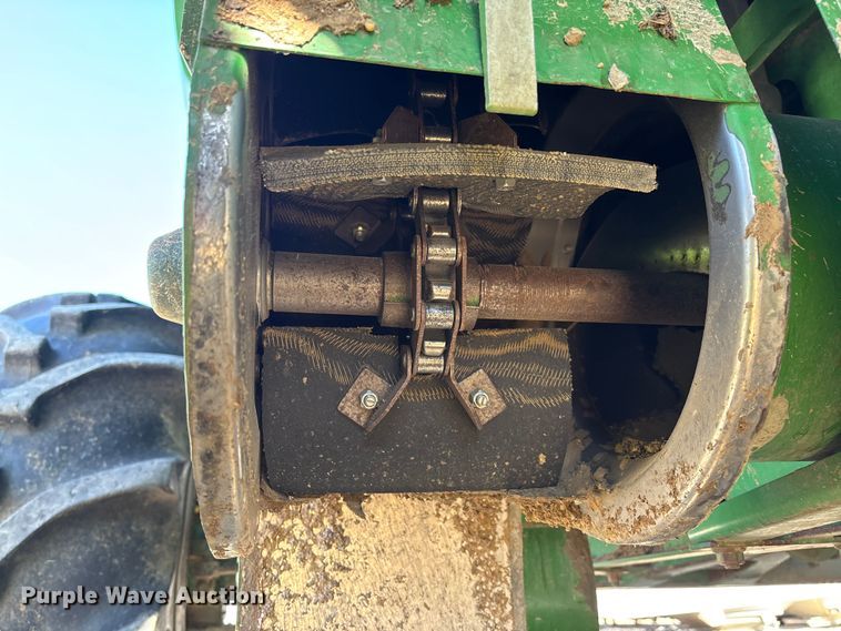 image for item YA2085 2007 John Deere 9760 STS RWA combine