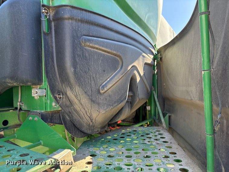 image for item YA2085 2007 John Deere 9760 STS RWA combine