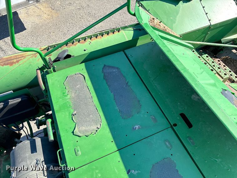 image for item YA2085 2007 John Deere 9760 STS RWA combine