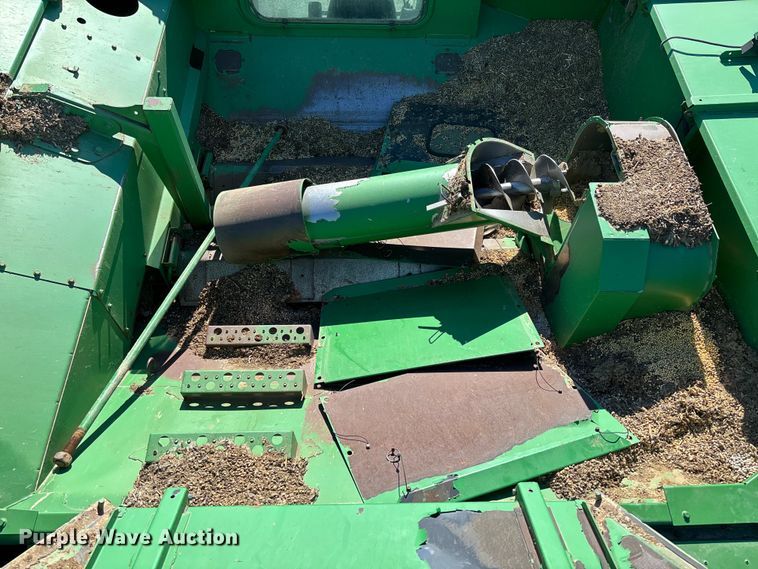 image for item YA2085 2007 John Deere 9760 STS RWA combine
