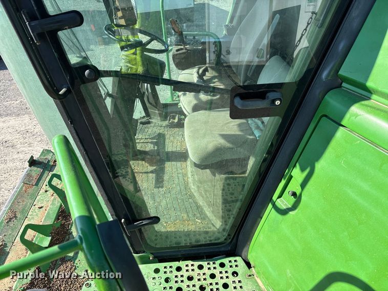 image for item YA2085 2007 John Deere 9760 STS RWA combine