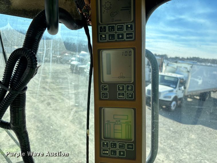 image for item YA2085 2007 John Deere 9760 STS RWA combine