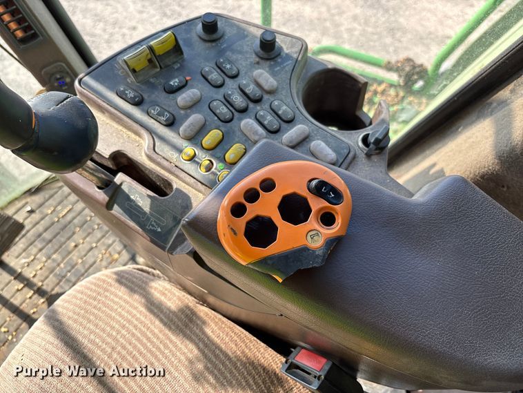 image for item YA2085 2007 John Deere 9760 STS RWA combine