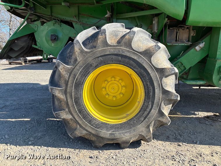 image for item YA2085 2007 John Deere 9760 STS RWA combine