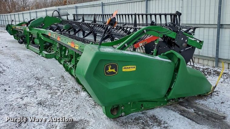 image for item YA2088 2023 John Deere RD45F flex draper head