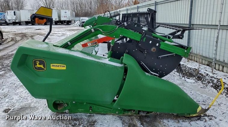 image for item YA2088 2023 John Deere RD45F flex draper head