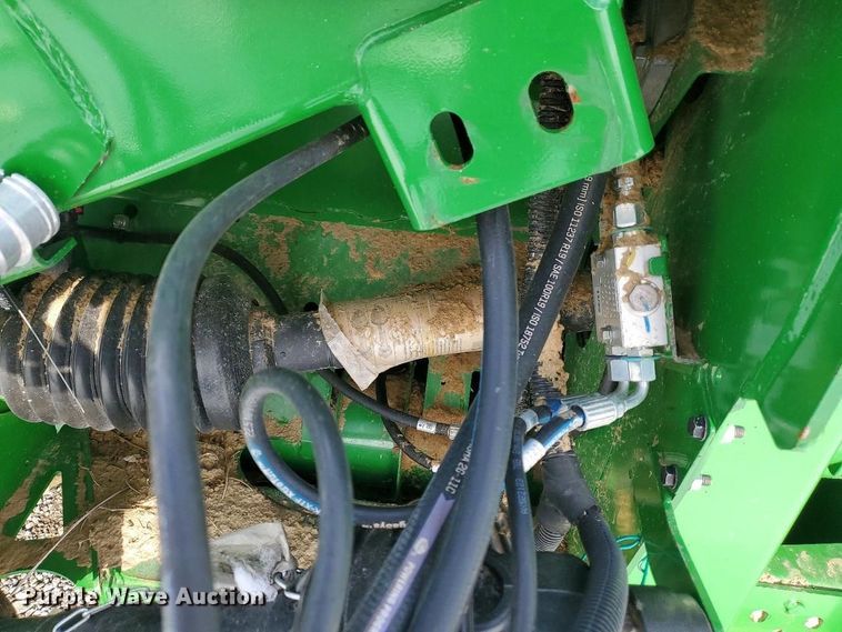 image for item YA2088 2023 John Deere RD45F flex draper head