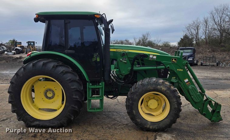 image for item YA2121 2013 John Deere 6105D MFWD tractor
