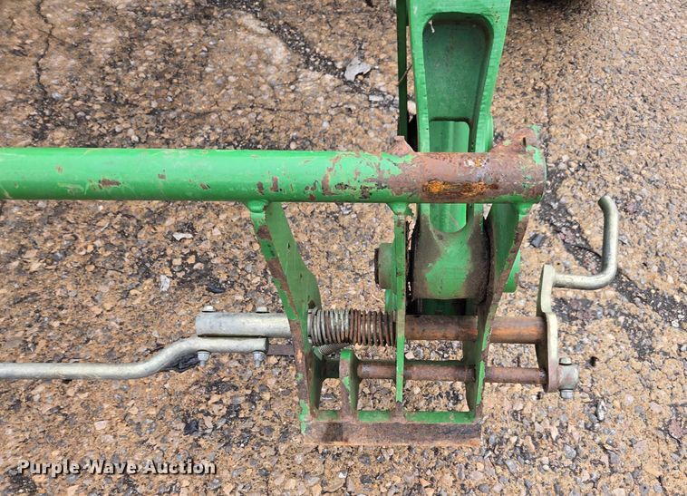 image for item YA2121 2013 John Deere 6105D MFWD tractor