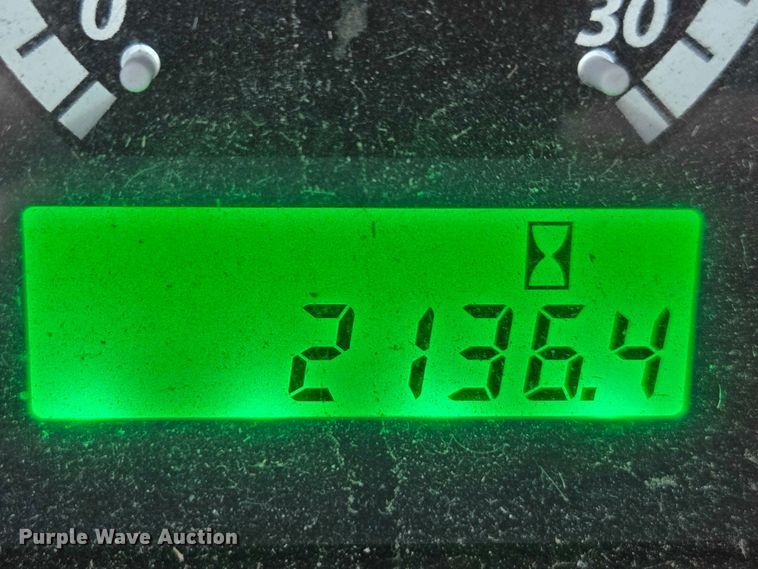 image for item YA2121 2013 John Deere 6105D MFWD tractor