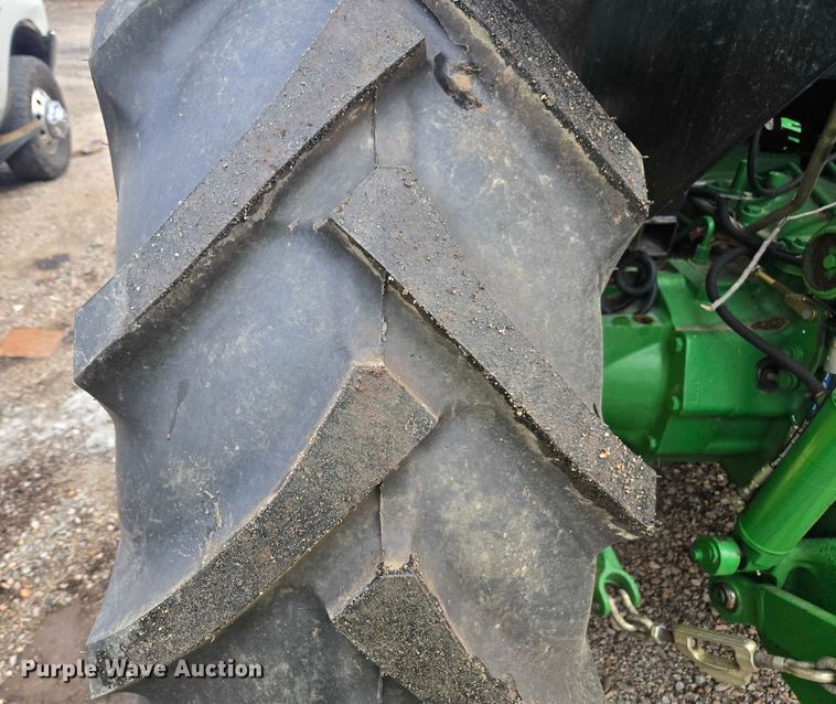 image for item YA2121 2013 John Deere 6105D MFWD tractor