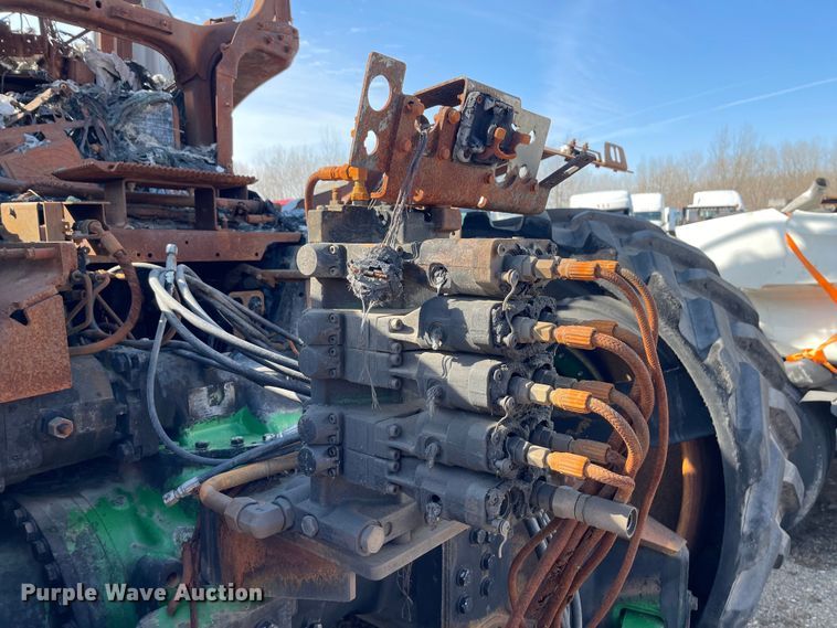 image for item YA2176 2022 John Deere 9RT 570 tractor