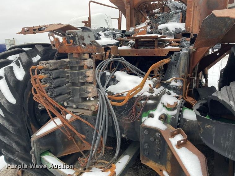 image for item YA2176 2022 John Deere 9RT 570 tractor