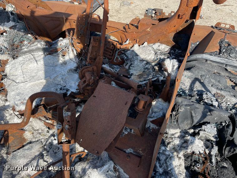 image for item YA2176 2022 John Deere 9RT 570 tractor