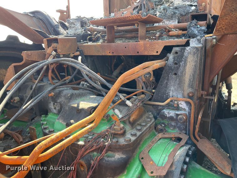 image for item YA2176 2022 John Deere 9RT 570 tractor