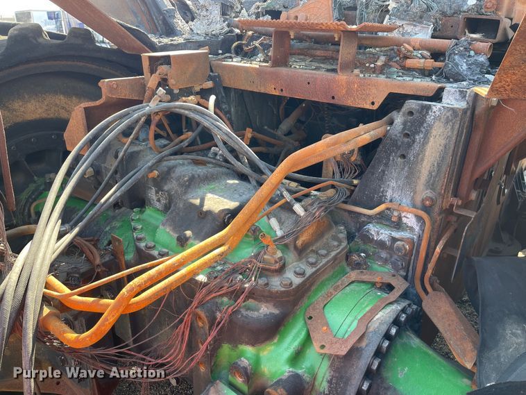 image for item YA2176 2022 John Deere 9RT 570 tractor