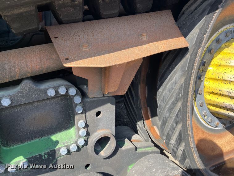 image for item YA2176 2022 John Deere 9RT 570 tractor