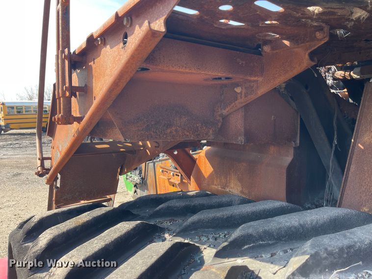 image for item YA2176 2022 John Deere 9RT 570 tractor