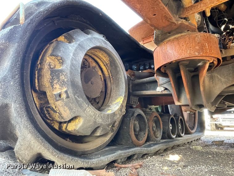 image for item YA2176 2022 John Deere 9RT 570 tractor