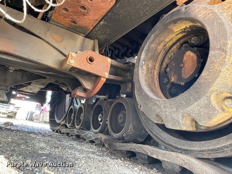 image for item YA2176 2022 John Deere 9RT 570 tractor