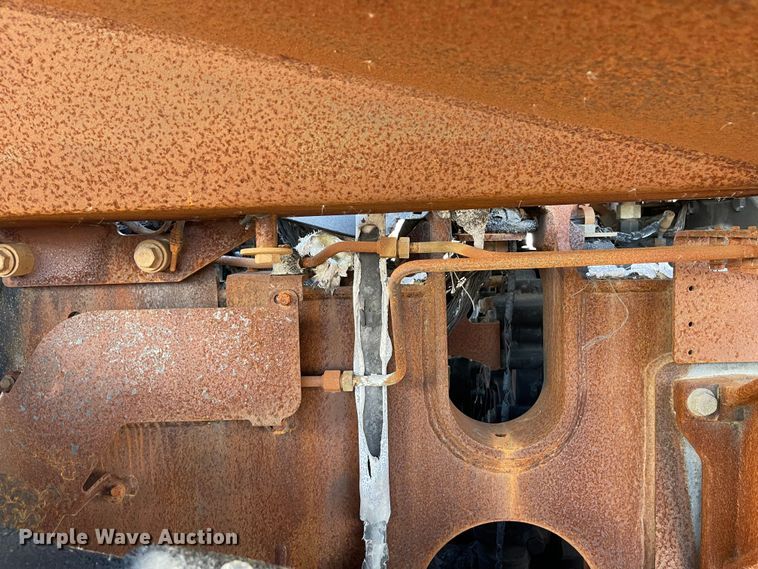 image for item YA2176 2022 John Deere 9RT 570 tractor